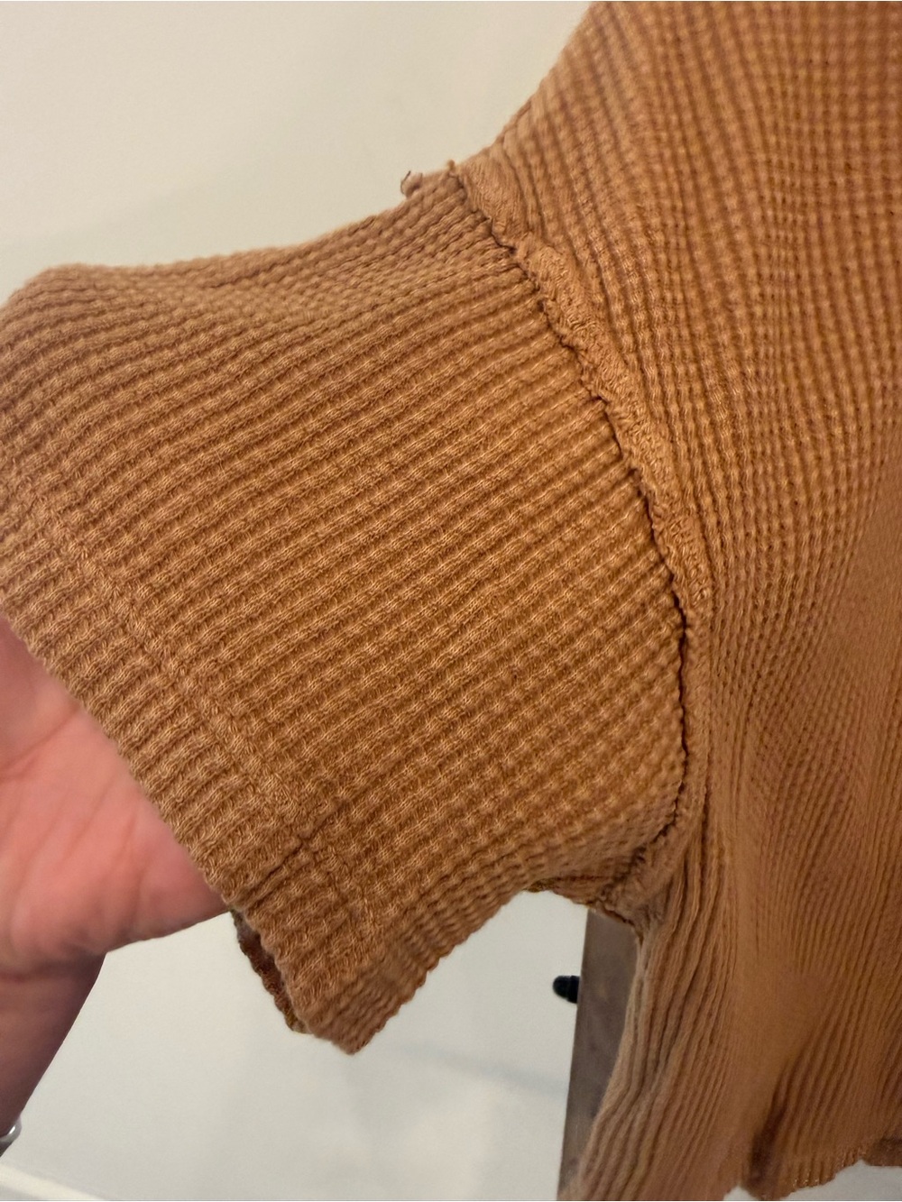 aerie Waffle Henley Crop Top in Caramel S - Picture 3 of 5